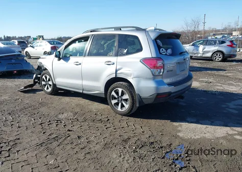 2017 Subaru Forester 2.5I Premium z USA, uszkodzony, nr VIN JF2SJAGCXHH555662